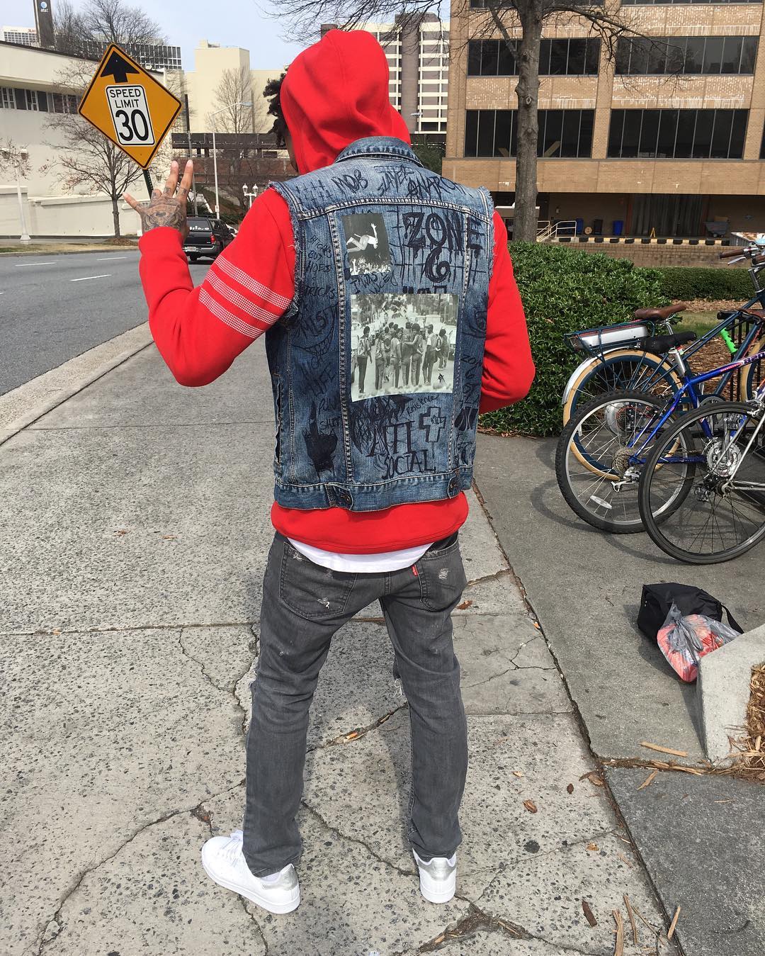 on the street · downtown atlanta · february 28, 2017